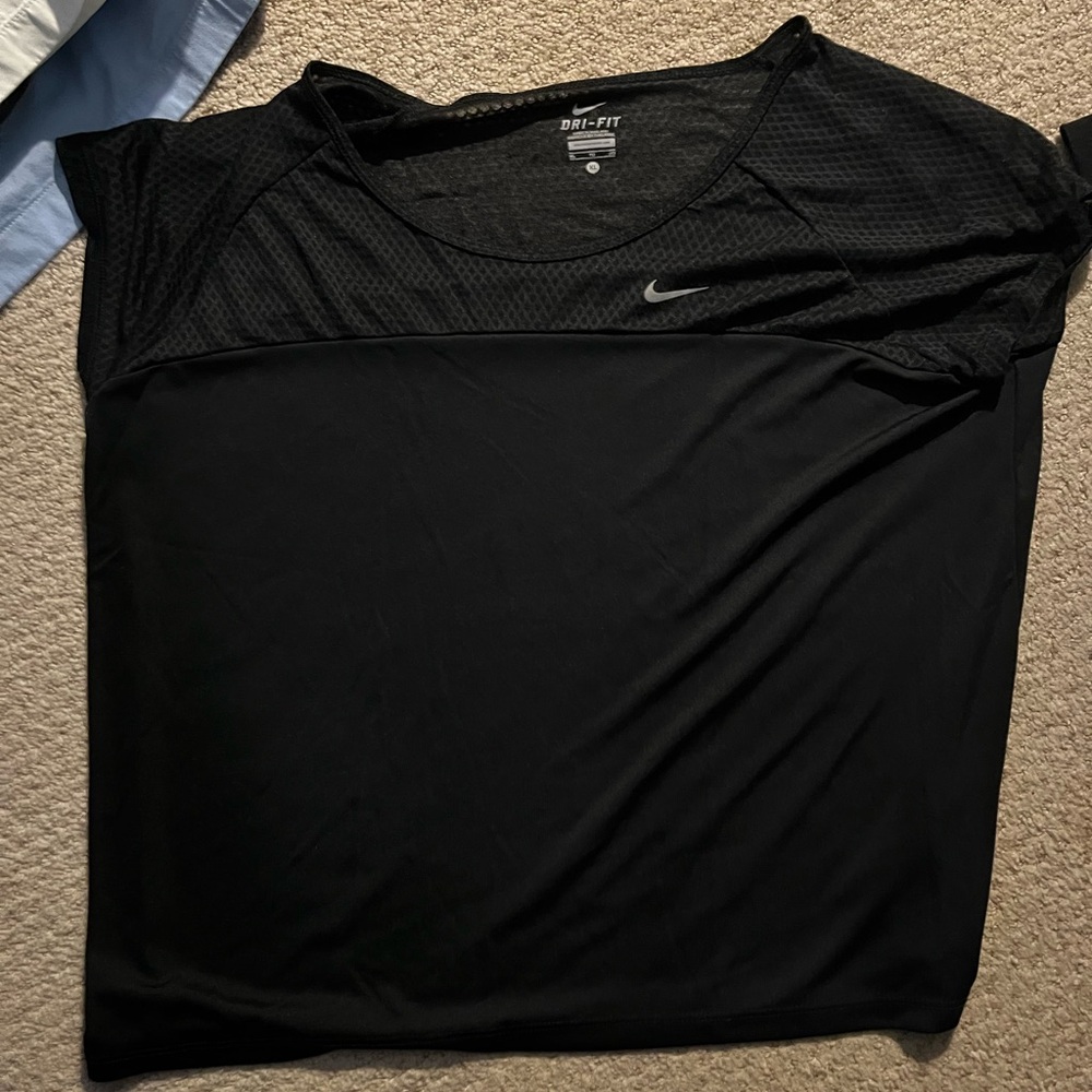 Nike Dri Fit short sleeve shirts, and one tank/ XL